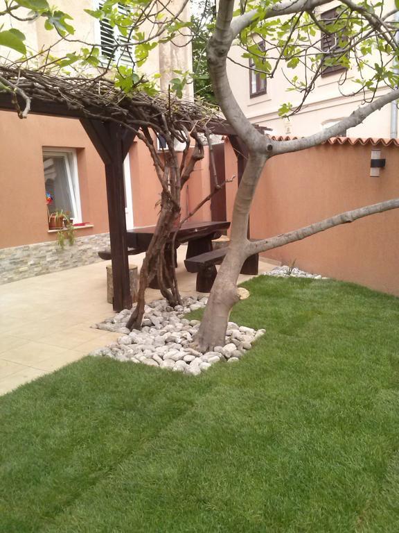Karla Babic Senj (Lika-Senj) Quarto foto